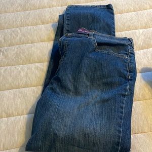 Retro original Gloria Vanderbilt jeans. Size 12.